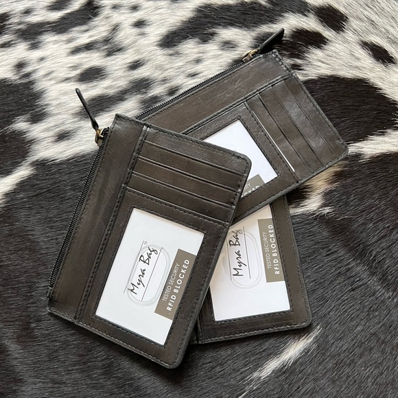 Green NEW Style MyRa BaG Embossed credit Card holder Leather gift idea - Picture 4 of 4